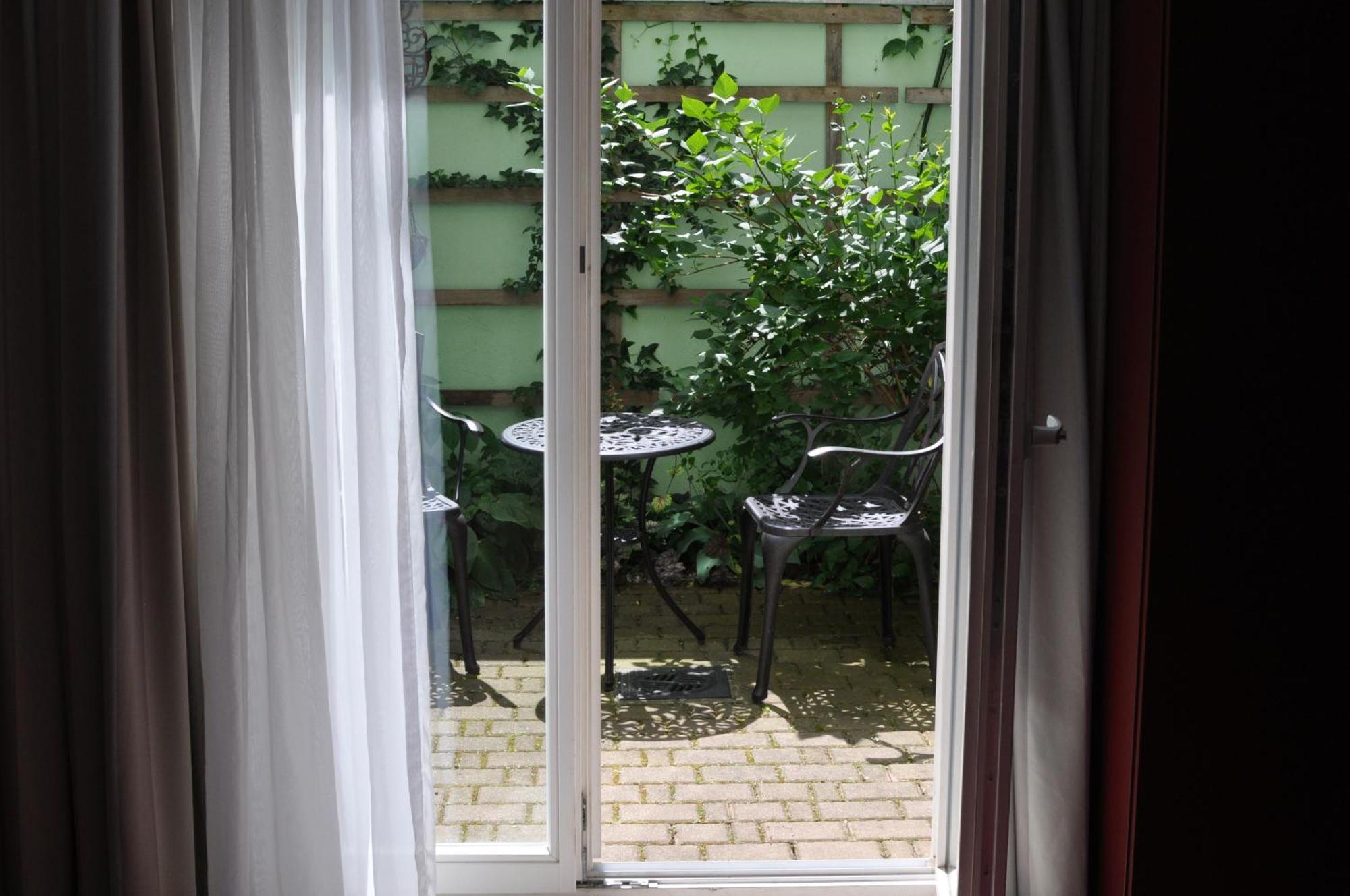 Appartamento Zum Kleinen Riesen Erfurt Esterno foto